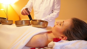 Ayurvedic Therapy in Delhi